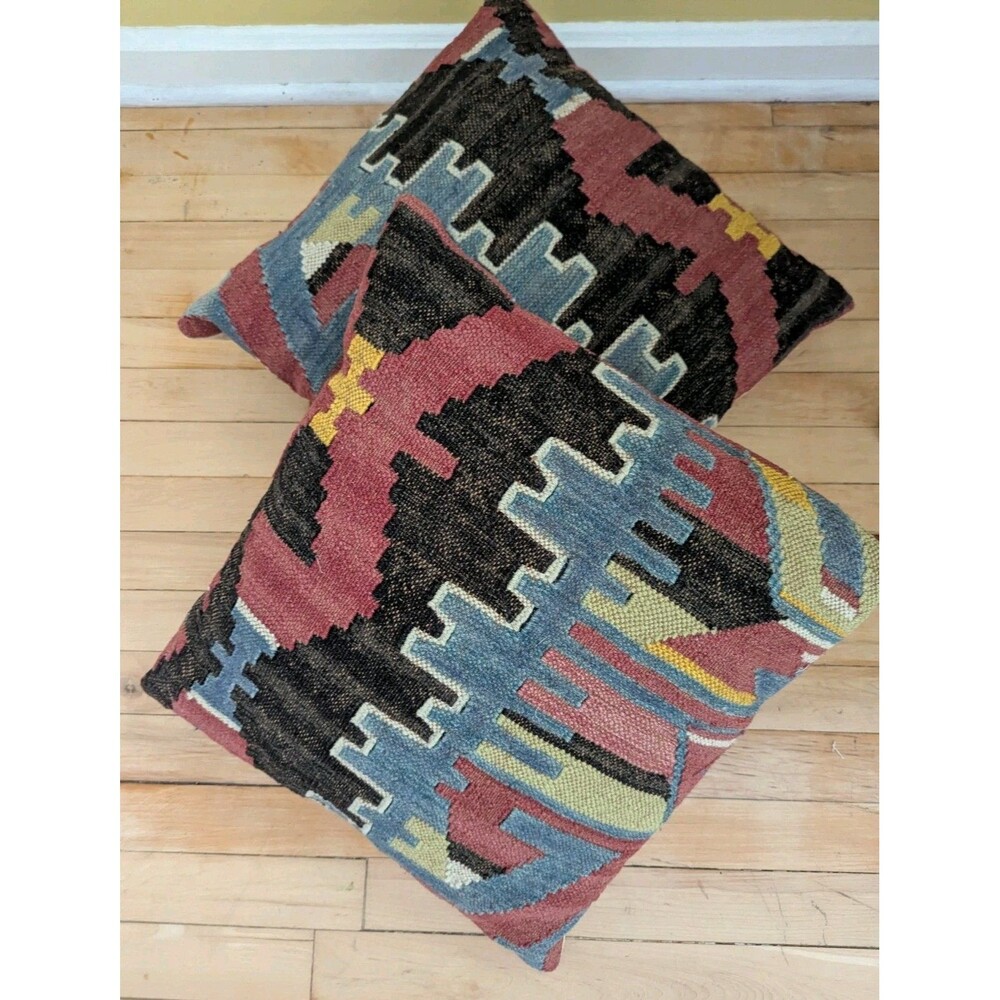 Vintage Pair Pottery Barn Kilim Pillows 18x18" Wool Cotton 2013 Tribal Bohemian - Picture 2 of 12